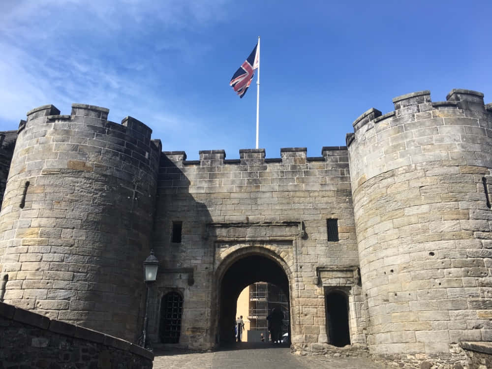 Close View Of Sterling Castle Wallpaper