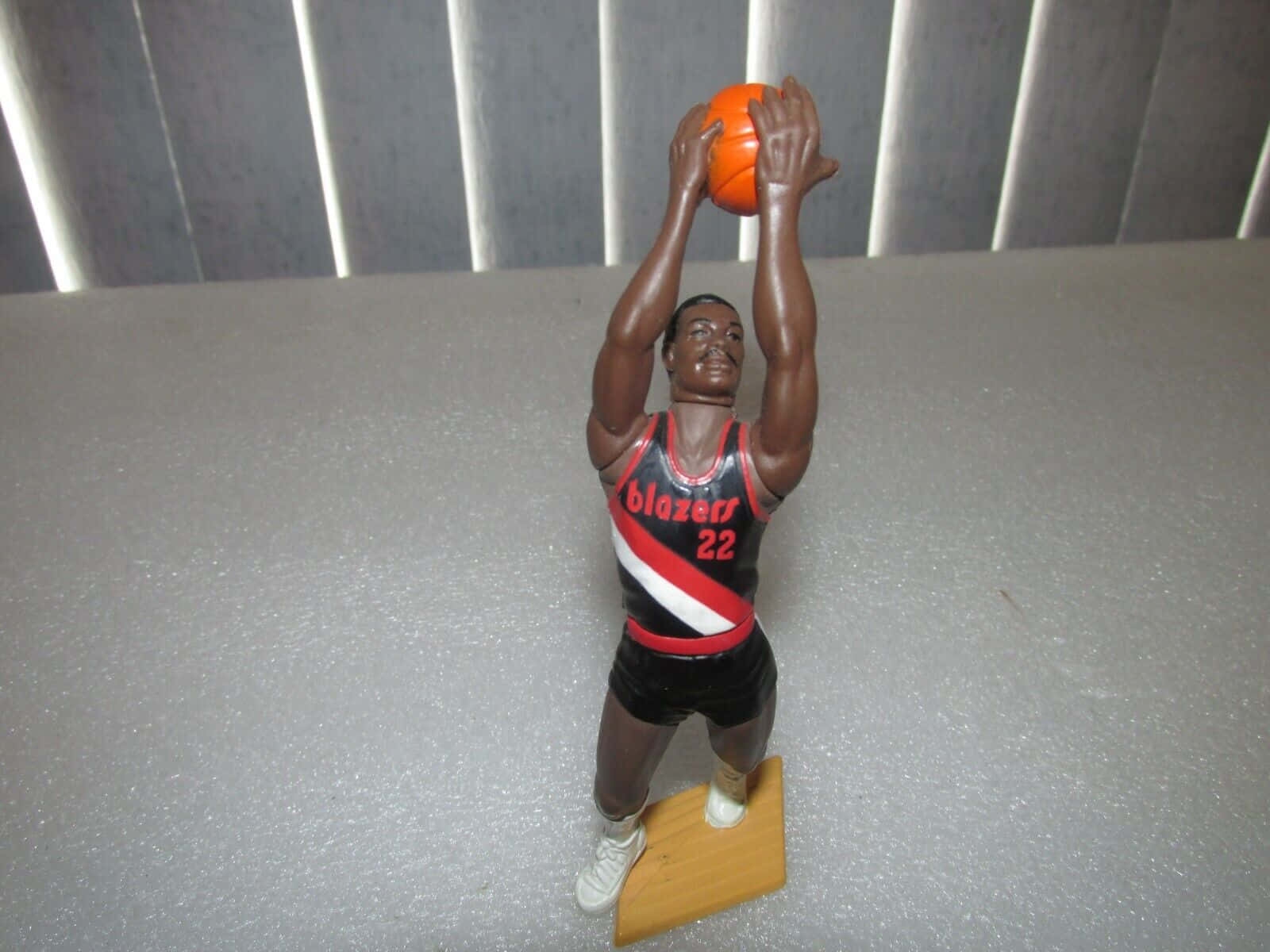 Clyde Drexler Portland Trail Blazers Action Figure Wallpaper