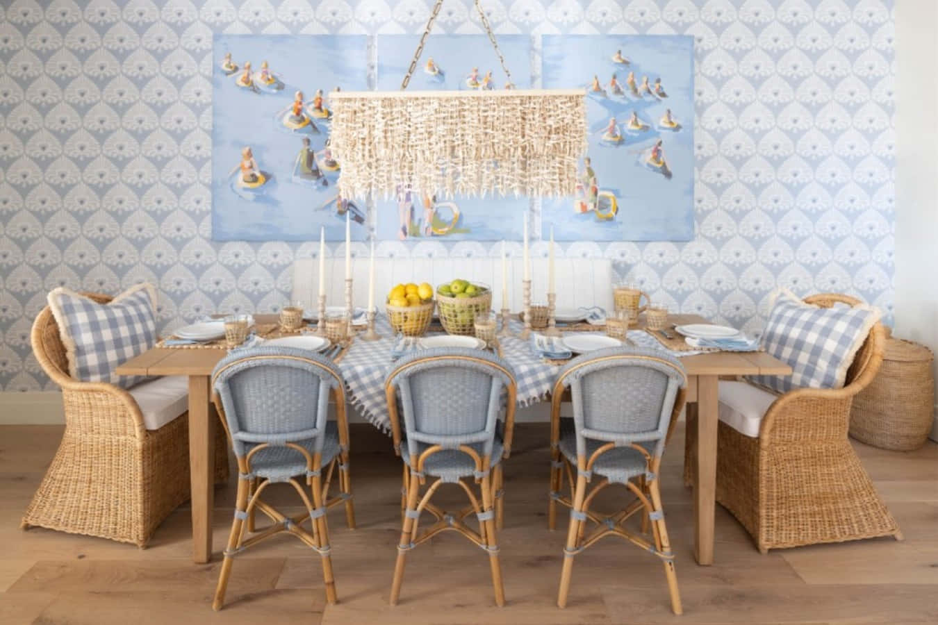 Coastal Chic Dining Room Decor Wallpaper