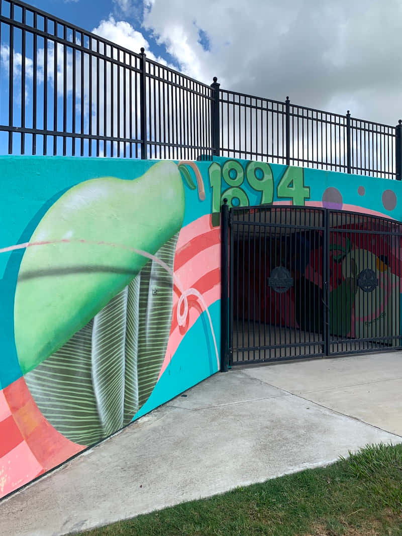 Colorful Mural Gate Independence Park1994 Wallpaper