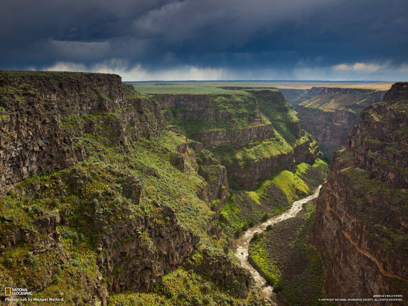 Congo Mountain And River Wallpaper