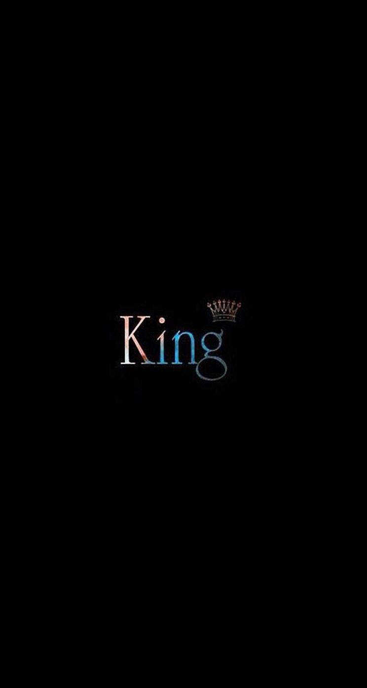 Cool Black King Text Wallpaper