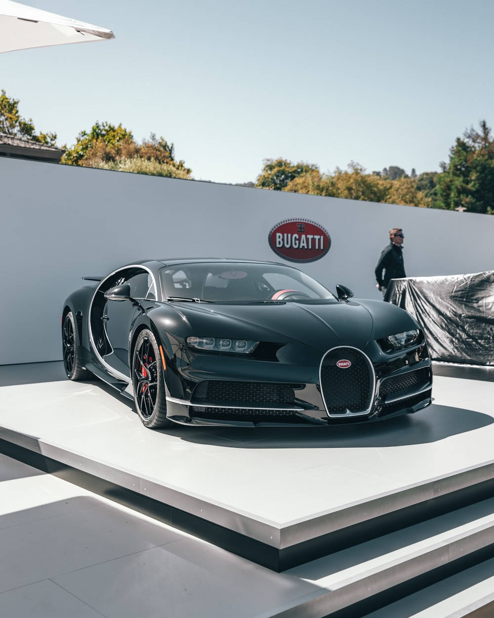 Cool Bugatti Chiron Car Displayed Wallpaper