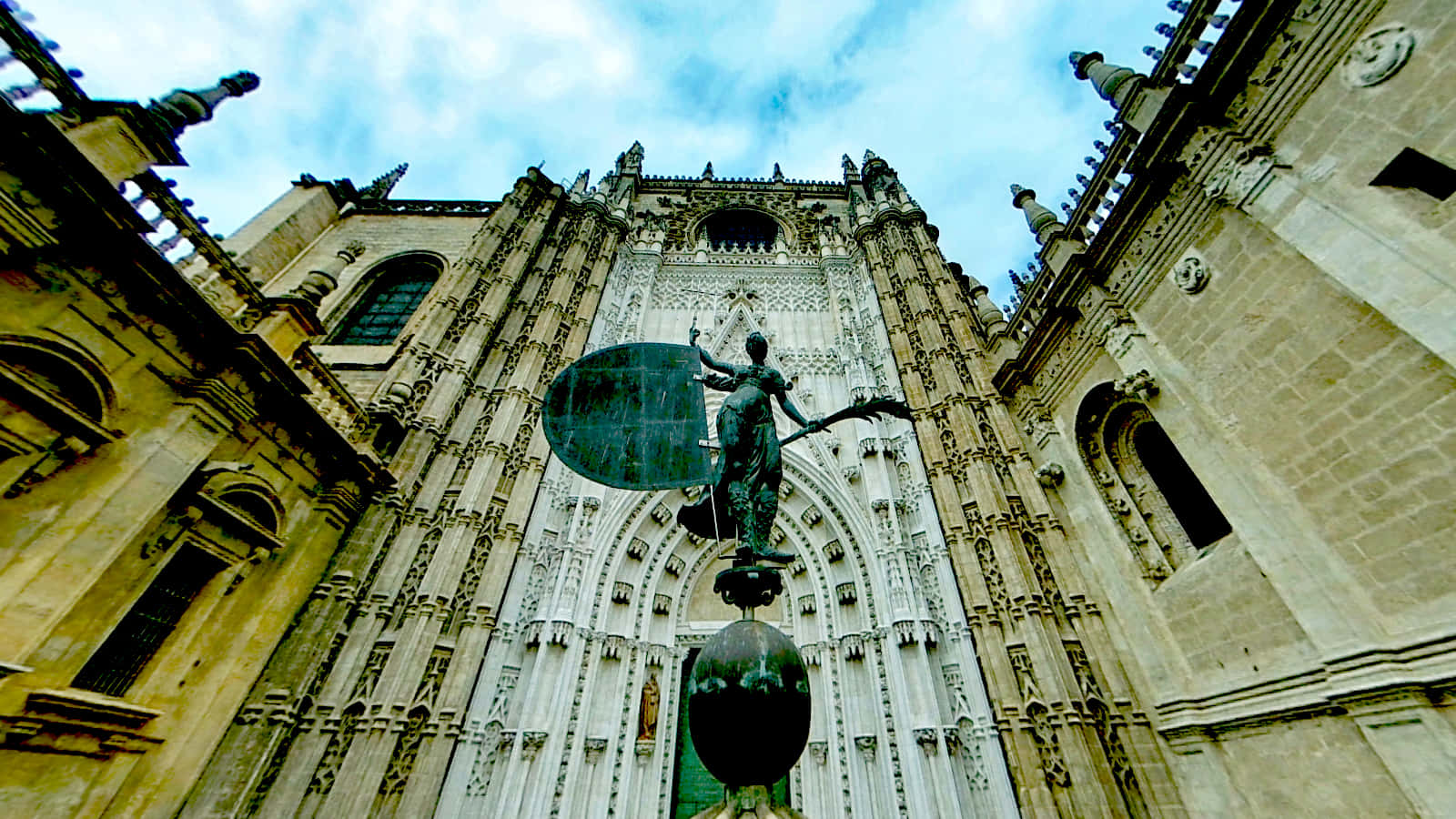 Cool-toned Photo Of Seville Cathedral Wallpaper