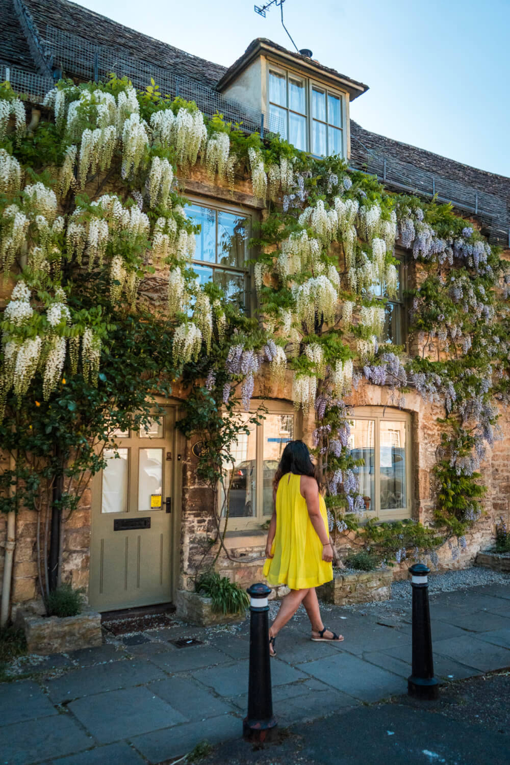 Cottages In Cotswolds, Uk Wallpaper