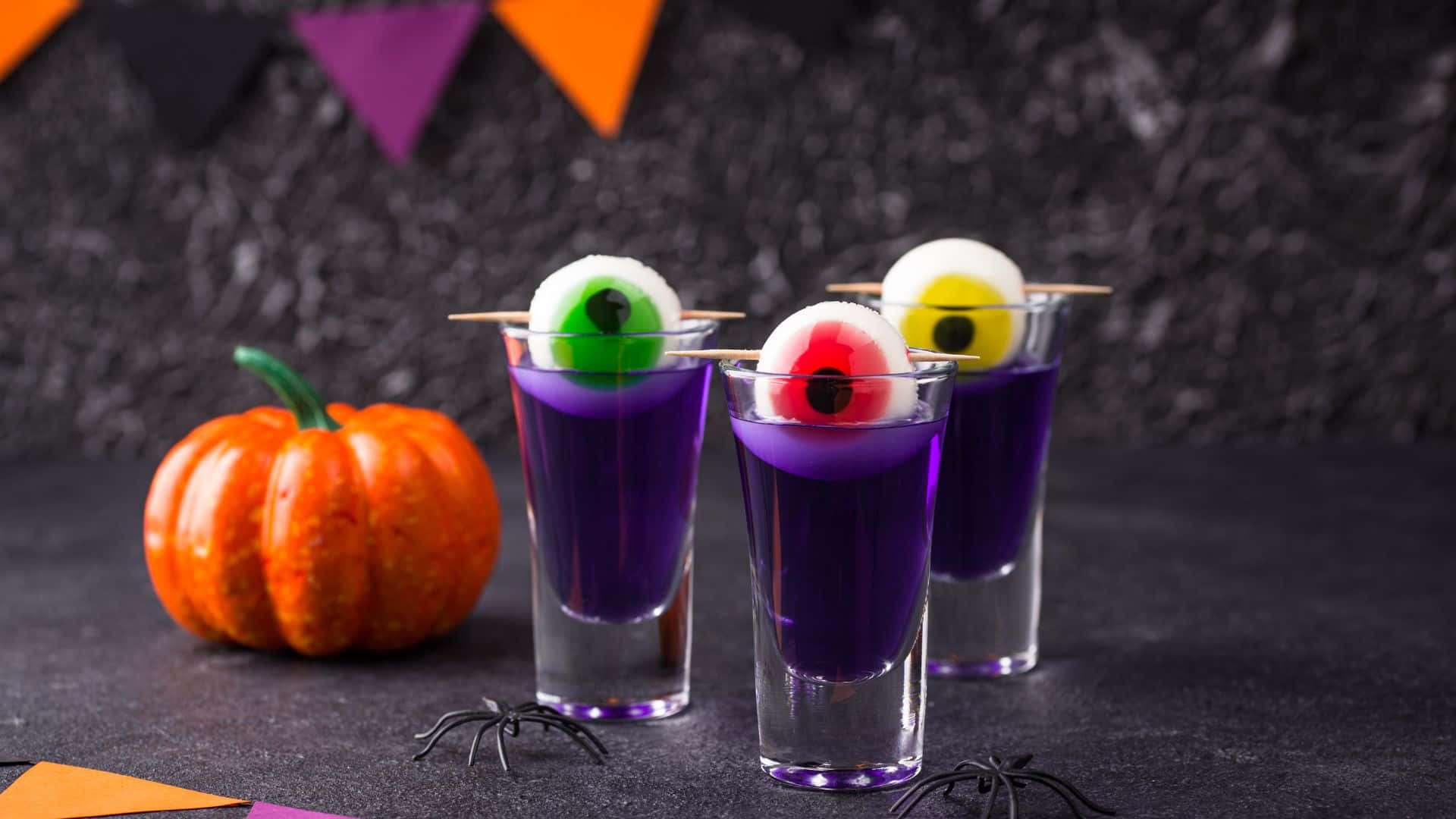 Create A Spooky Cocktail For A Spooky Evening Wallpaper