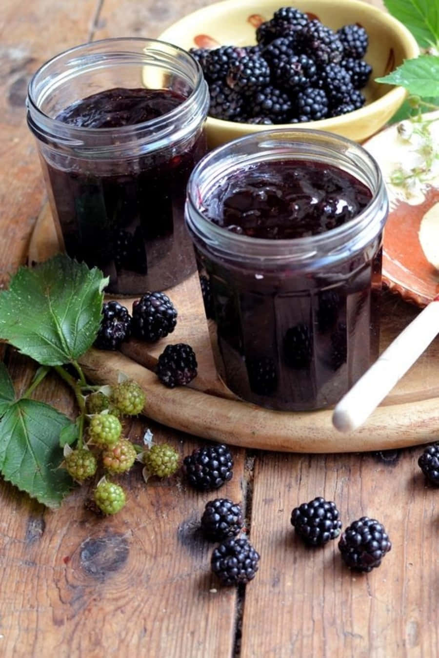 Create Delicious Treats With Blackberry Jam Wallpaper