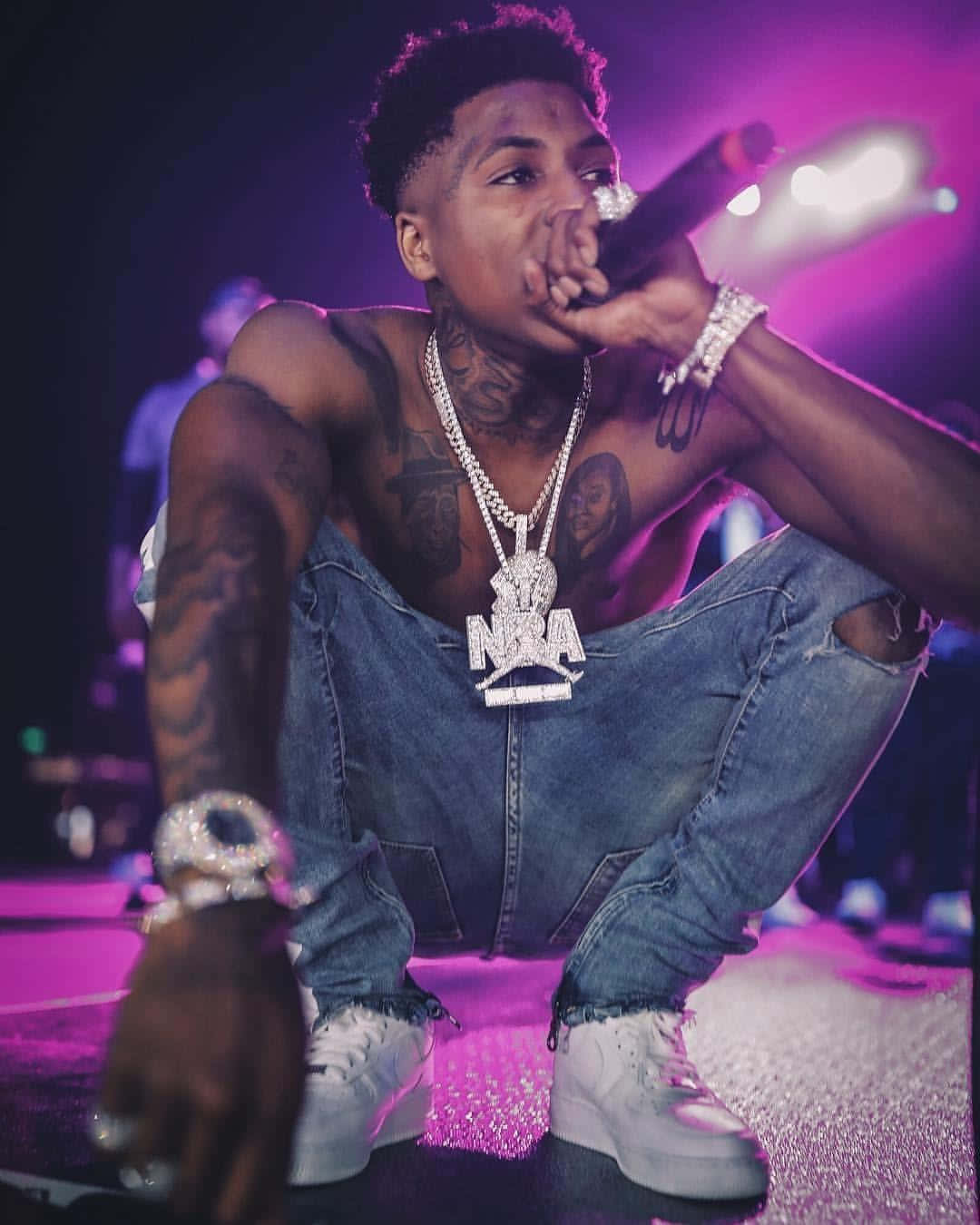 Cruching Nba Youngboy Pfp Wallpaper