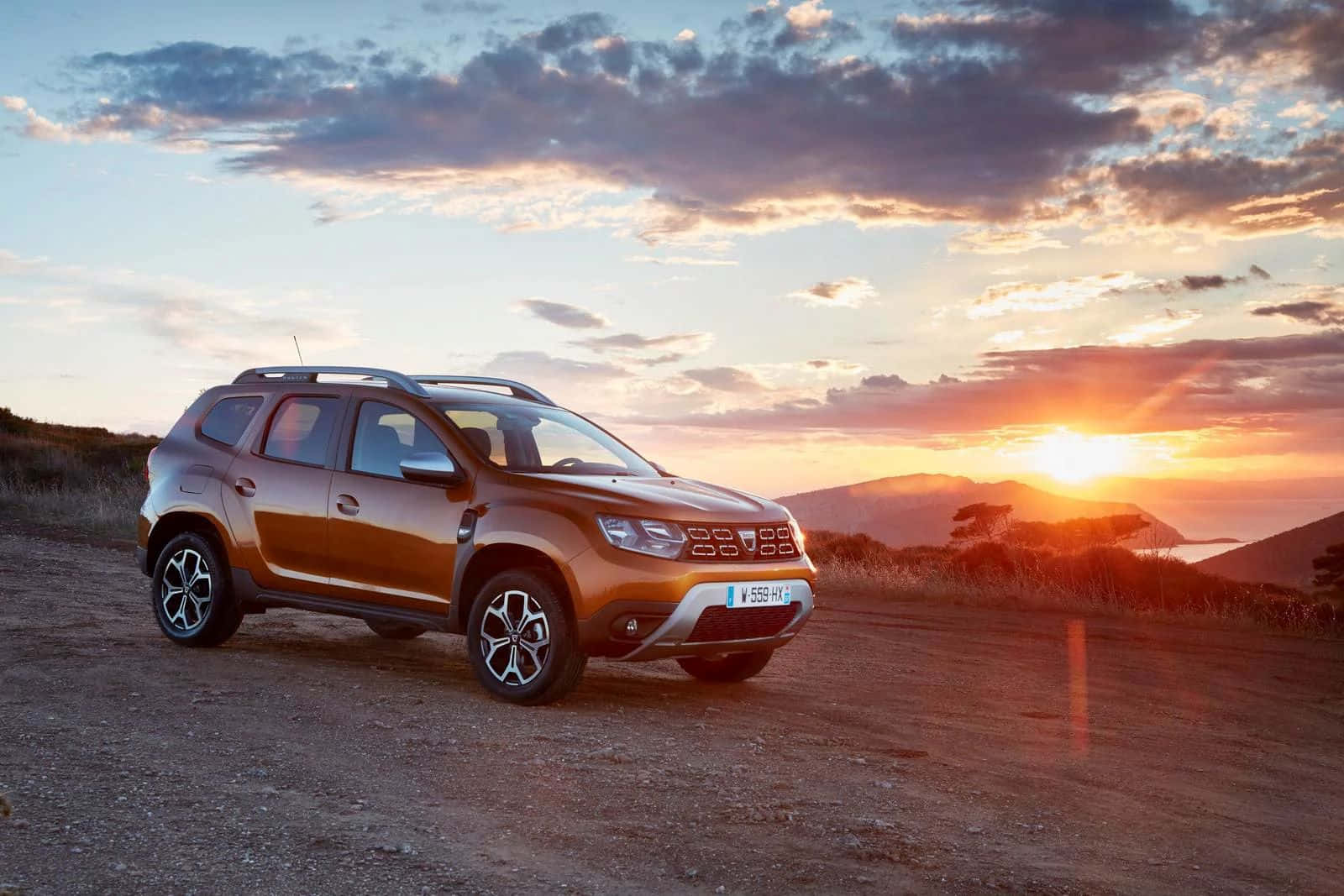 Dacia Duster Sunset Scenery Wallpaper