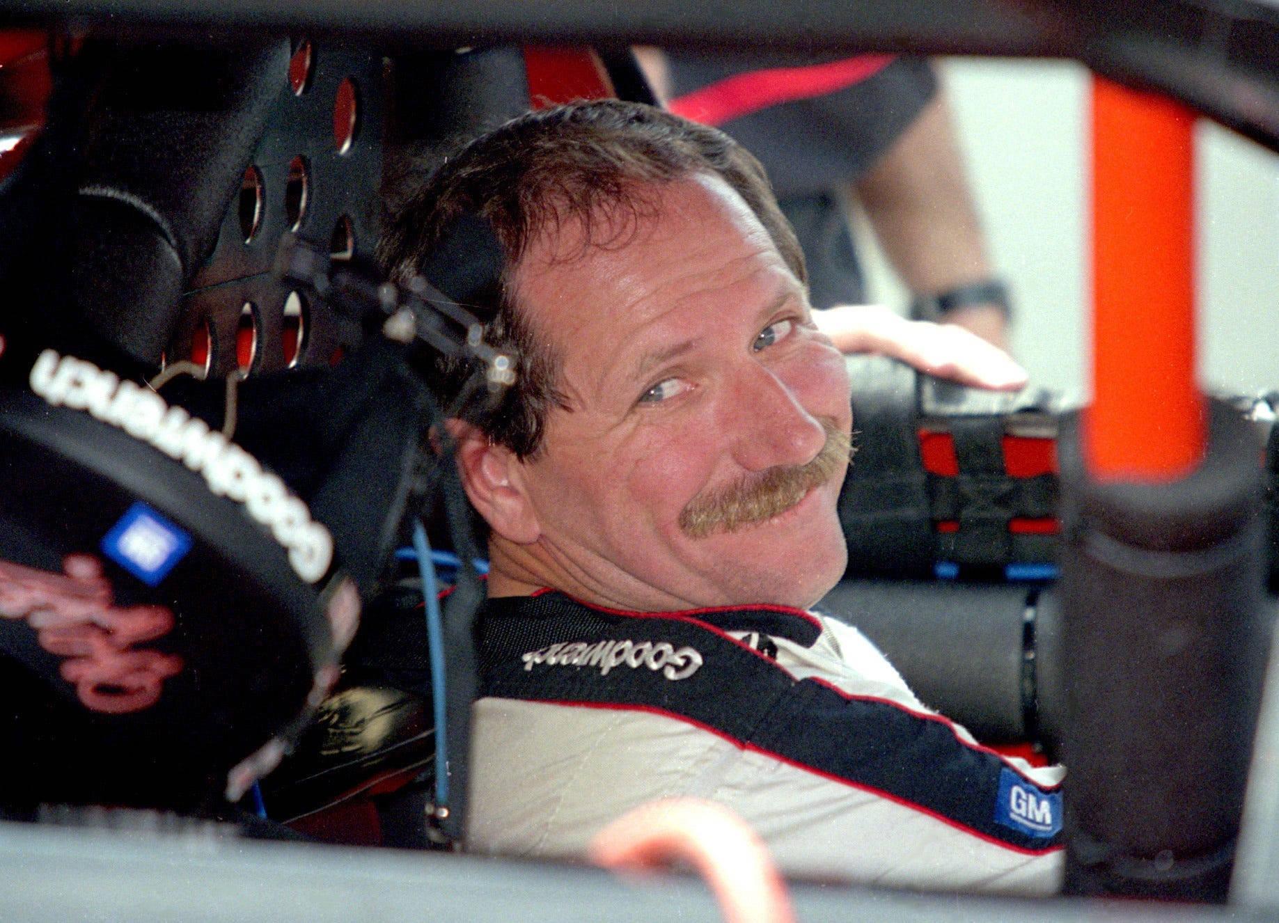 Dale Earnhardt Smiling Wallpaper