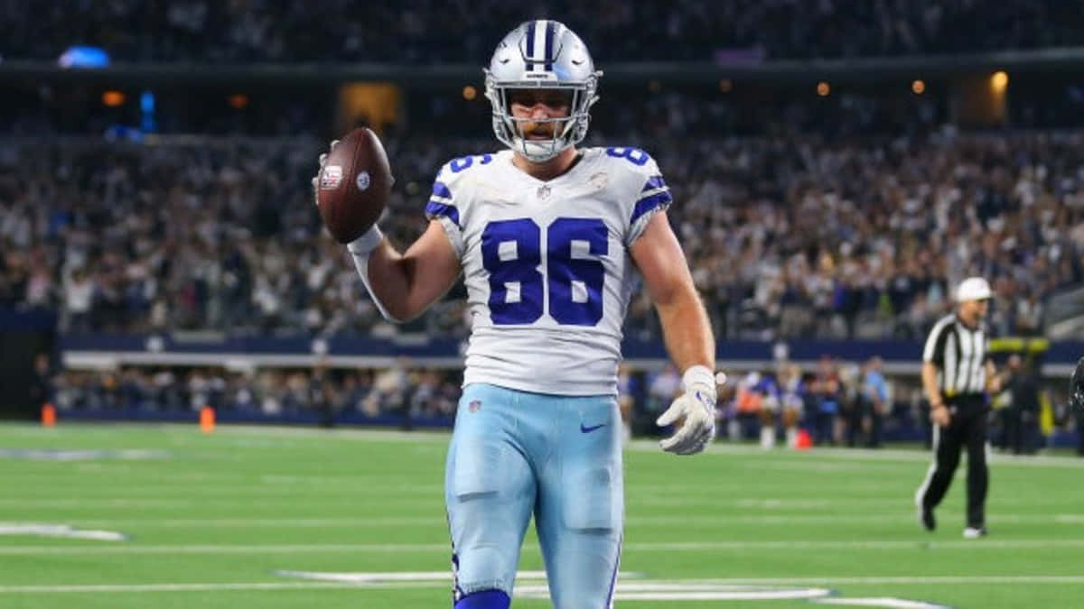 Dalton Schultz Dallas Cowboys Game Action Wallpaper