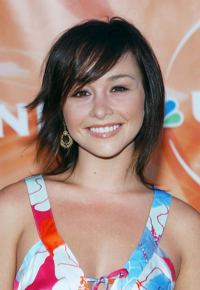 Danielle Harris Stuns On The Red Carpet Wallpaper