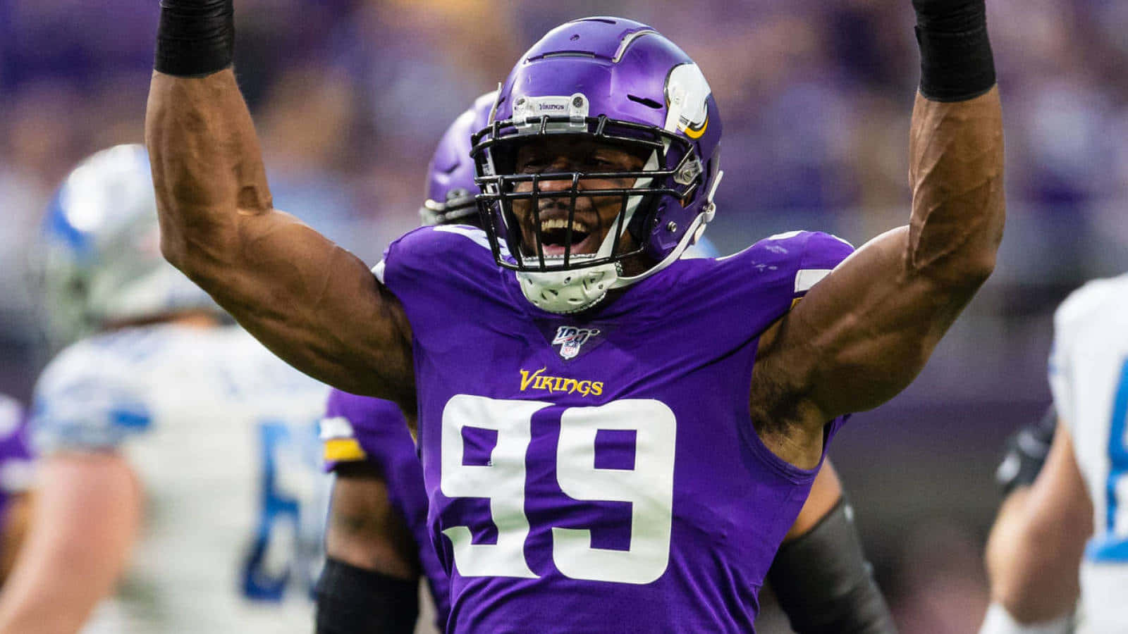 Danielle Hunter Celebrating Win Against Detroit Lions Wallpaper