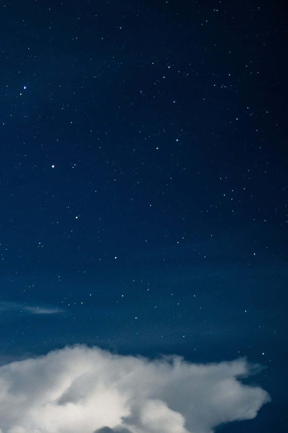 Dark Blue Star White Cloud Wallpaper