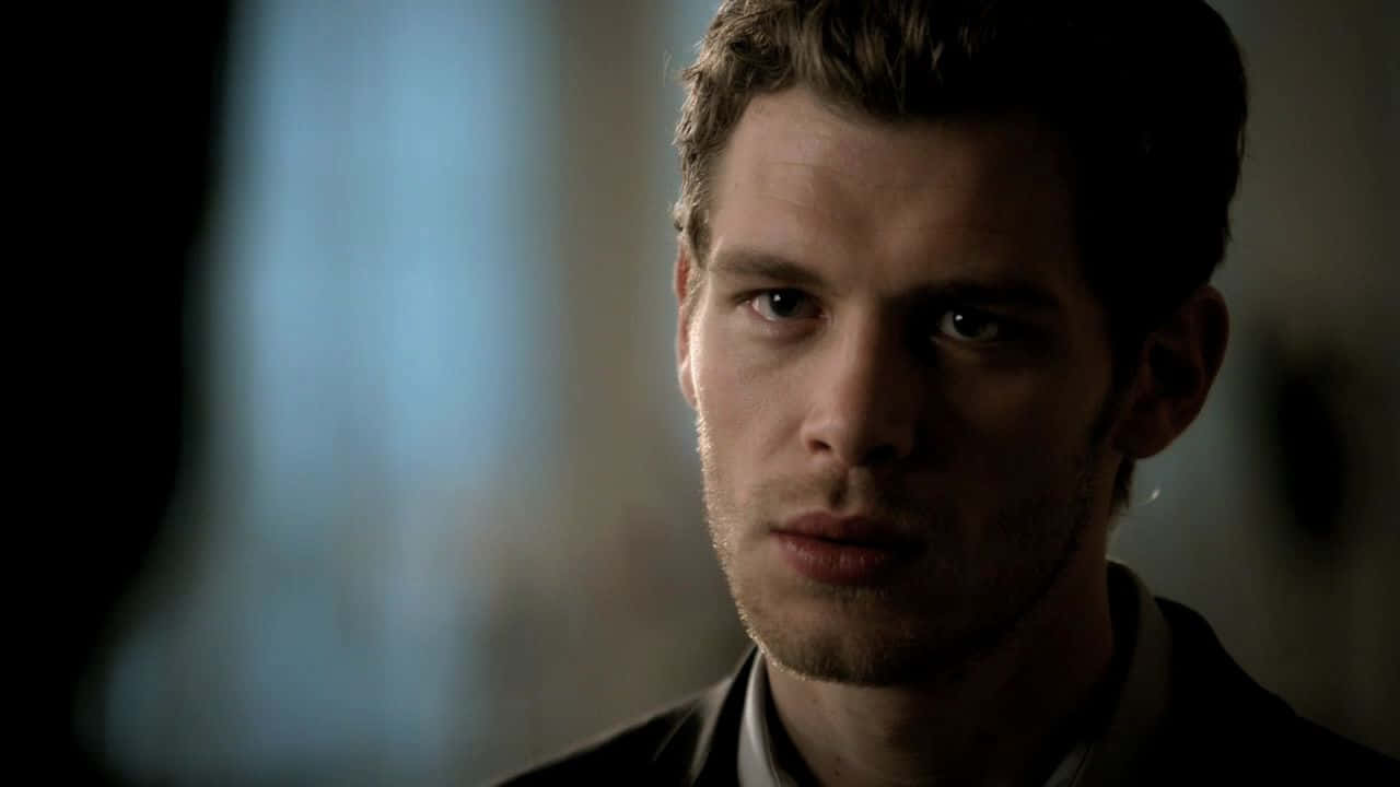 Dark Close Up Of Klaus Mikaelson Wallpaper