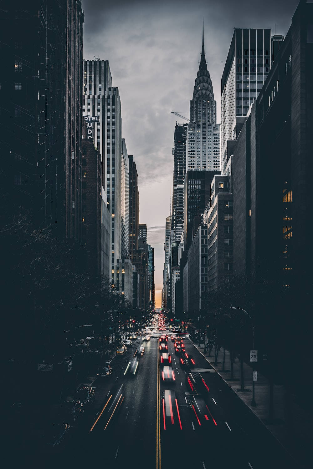 Dark Iphone Buildings Wallpaper