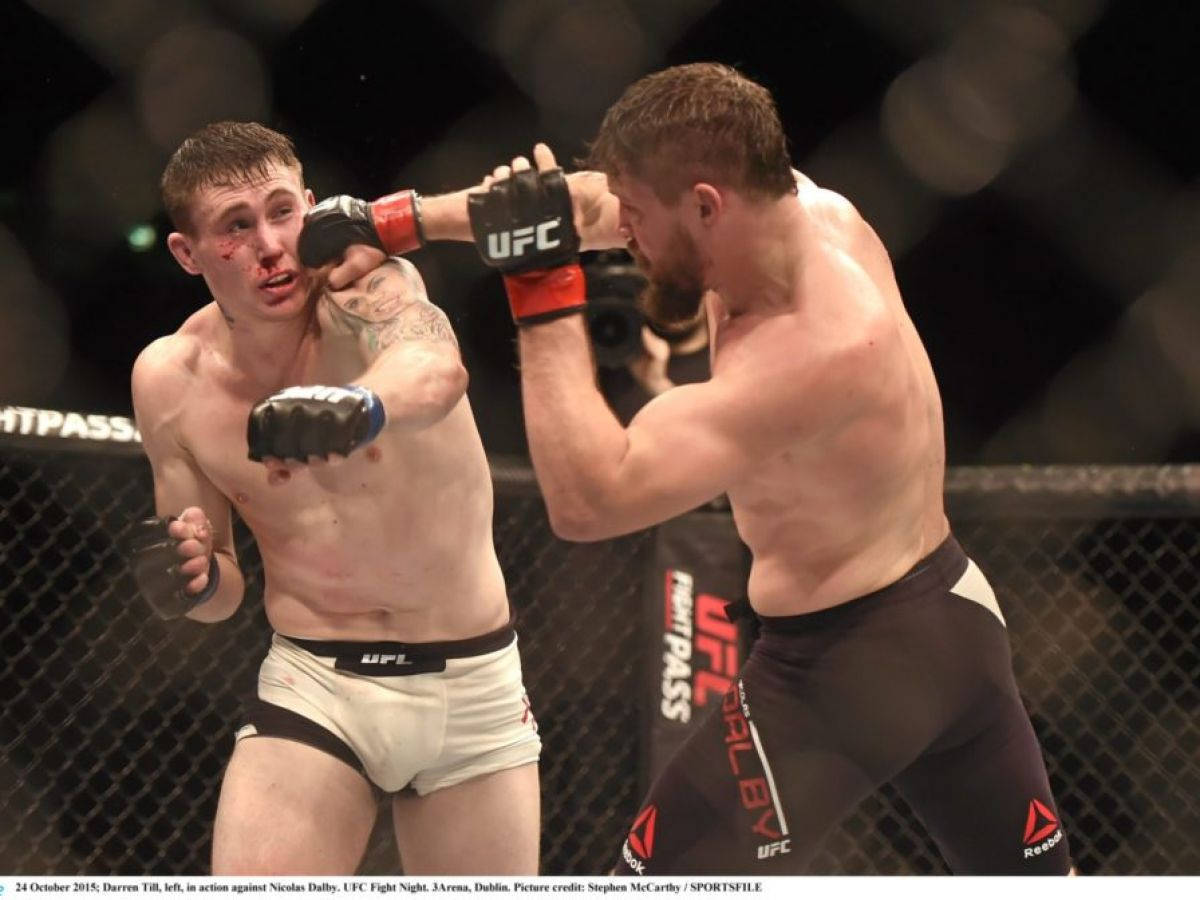 Darren Till Receiving Right Hook Wallpaper