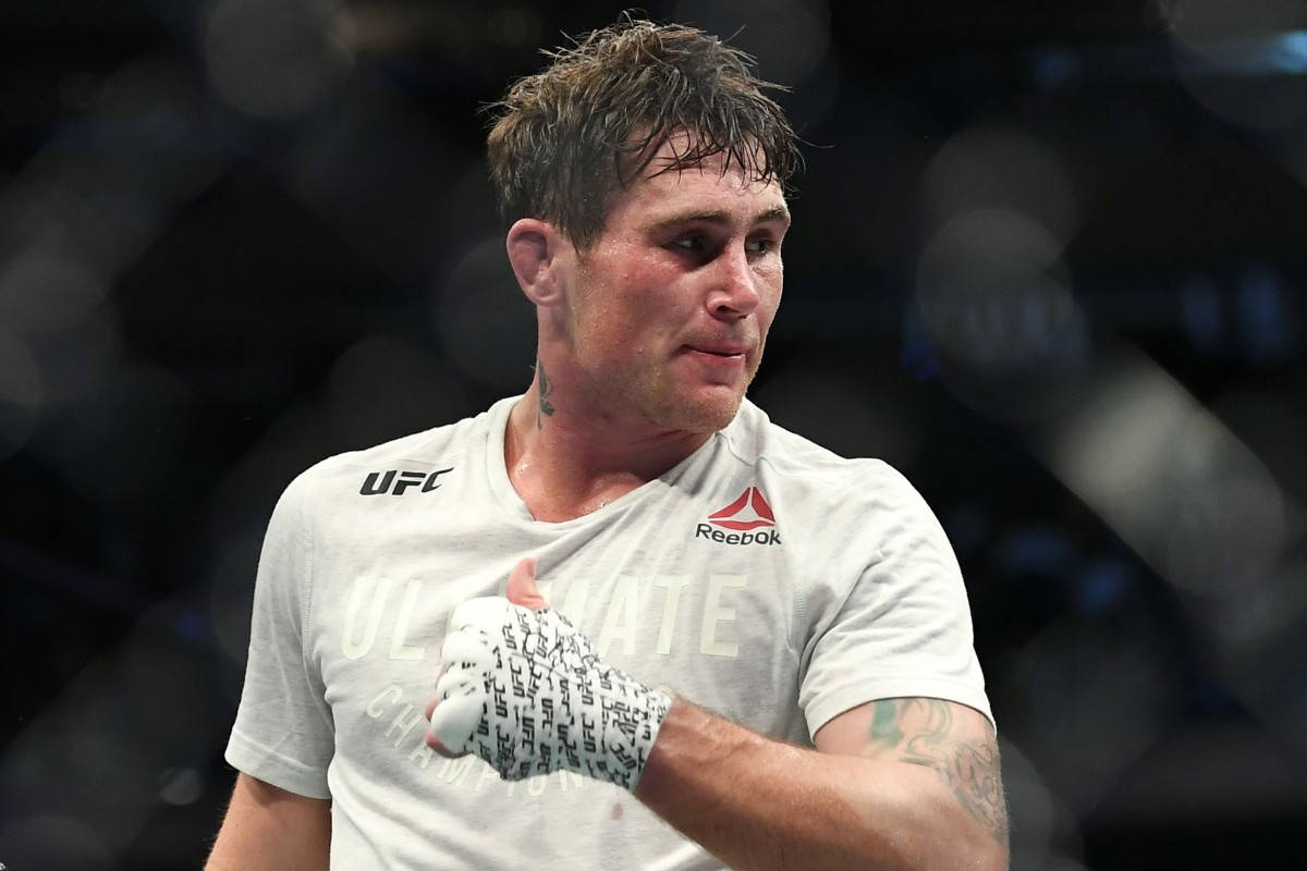 Darren Till With Signed Gloves Wallpaper