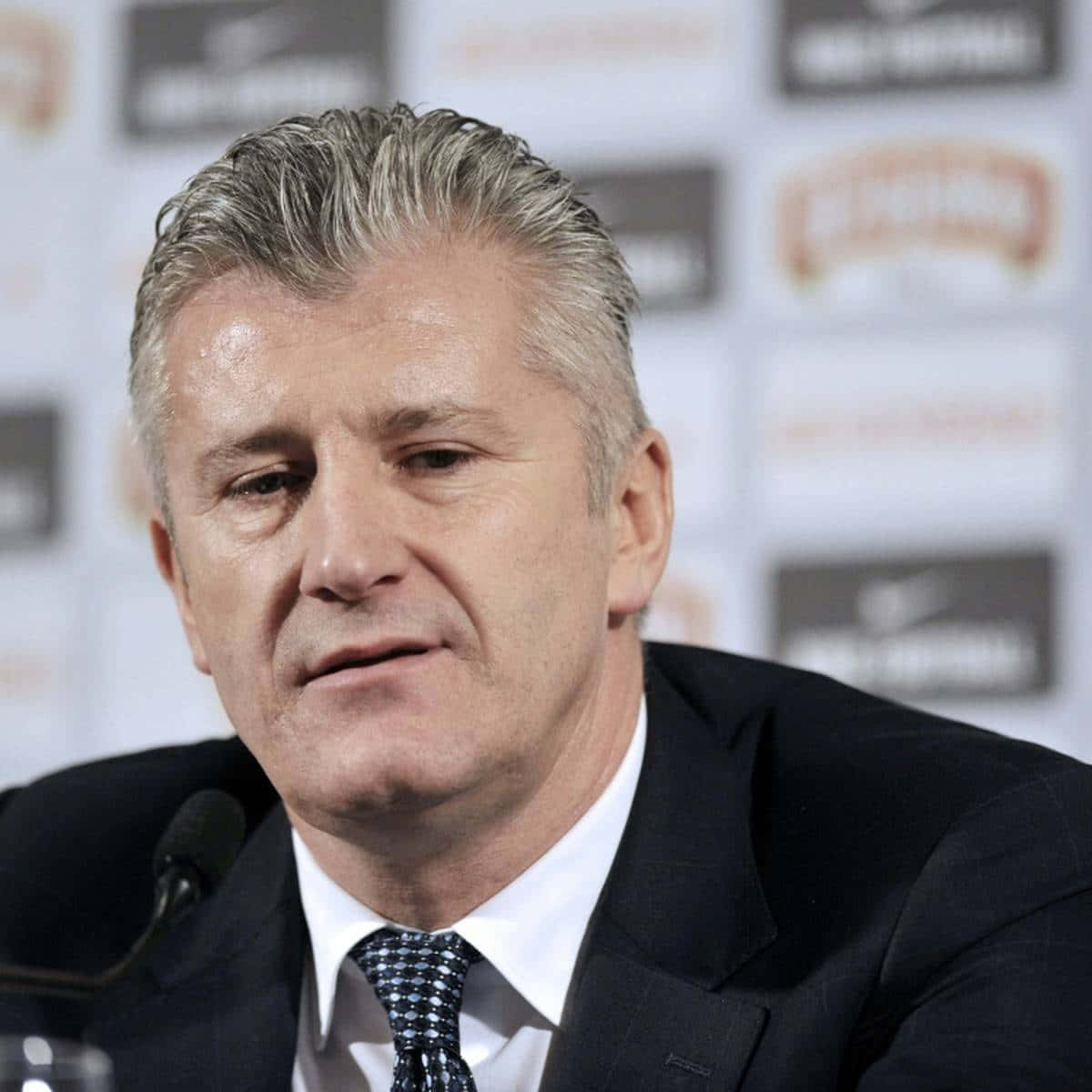 Davor Suker Football Game Presscon Wallpaper