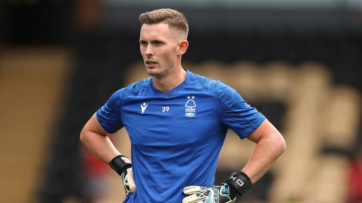 Dean Henderson Hands On Hip Wallpaper