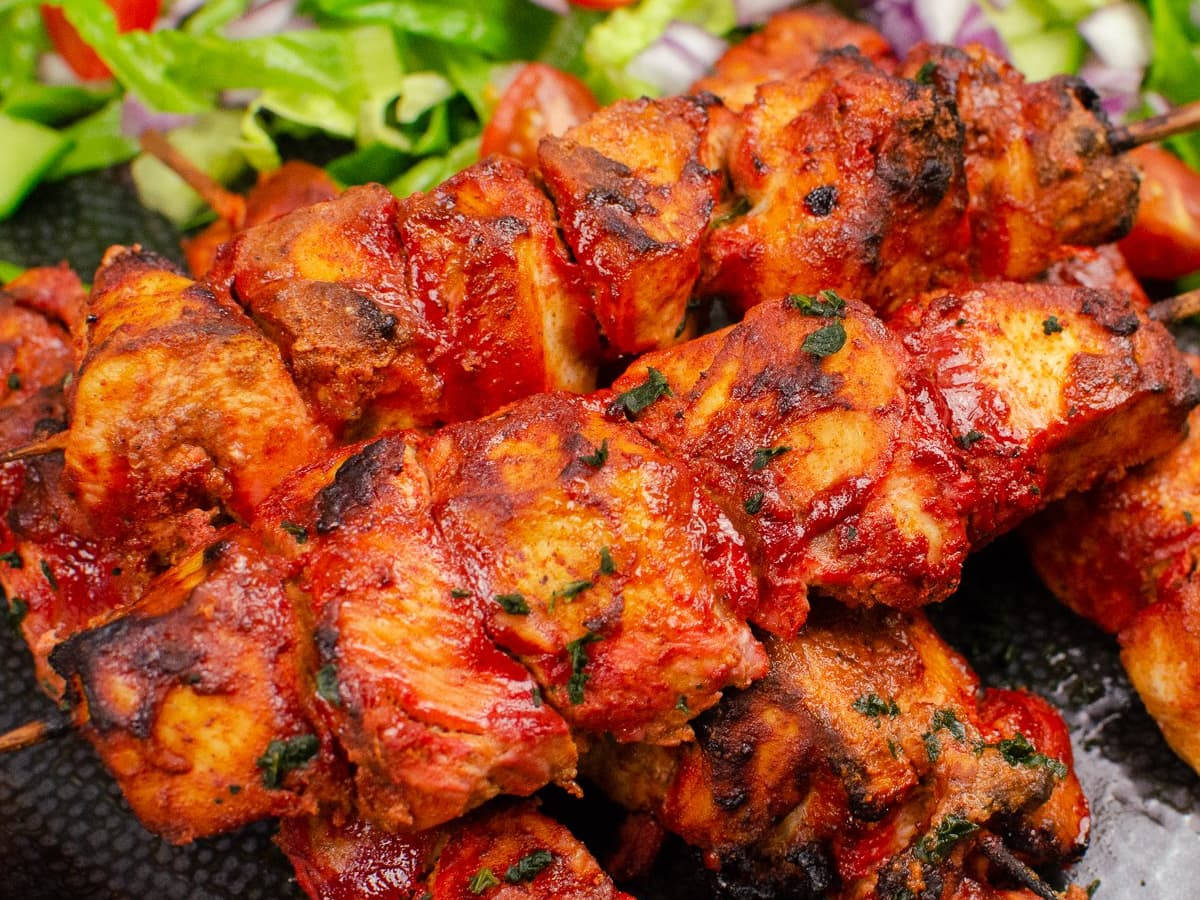 Delicious And Irresistible Tandoori Chicken Kebab. Wallpaper