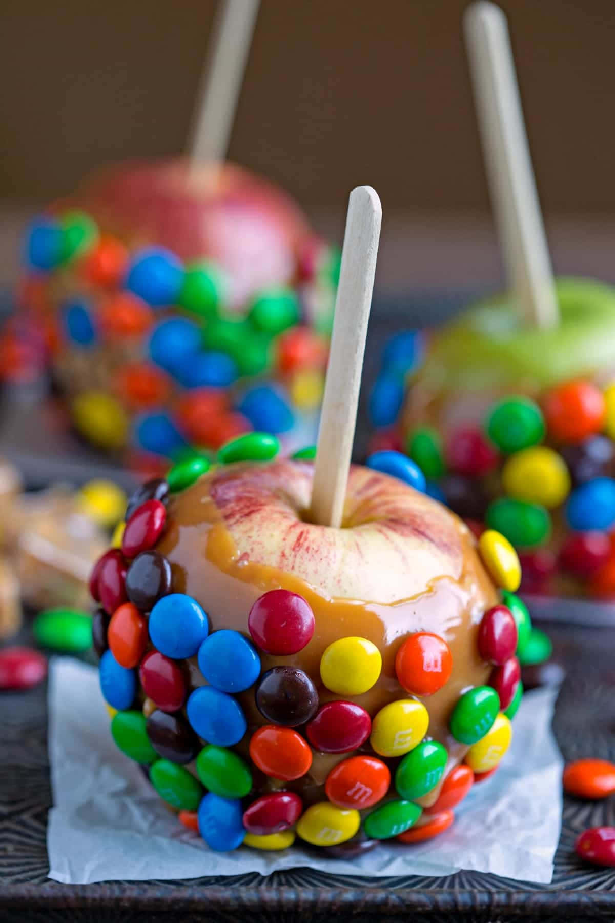 Delicious Caramel Apples Wallpaper