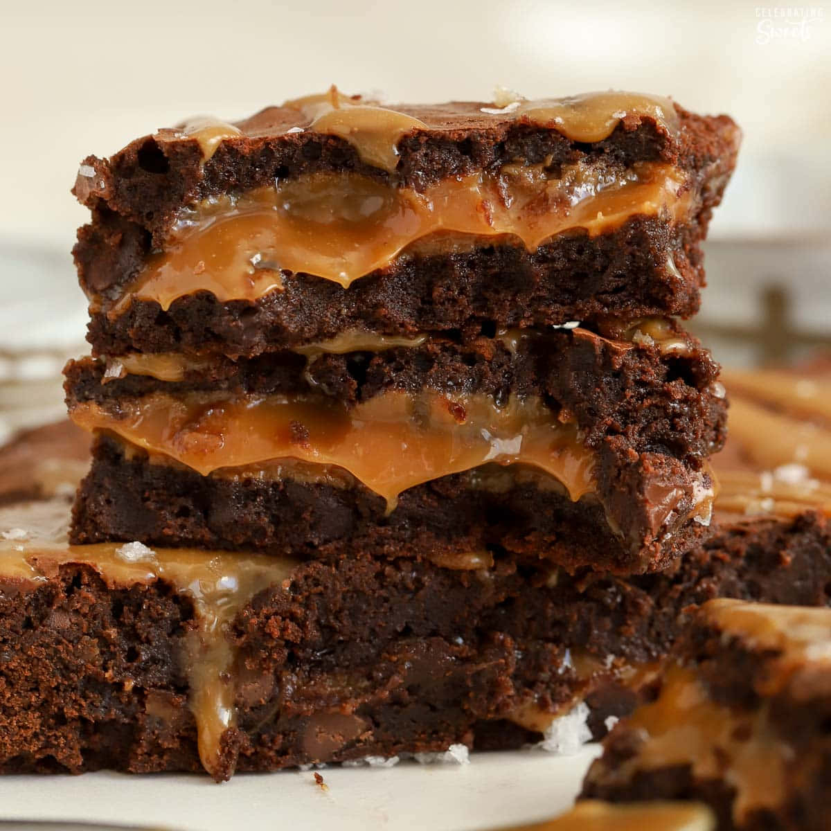 Delicious Caramel Brownie Wallpaper