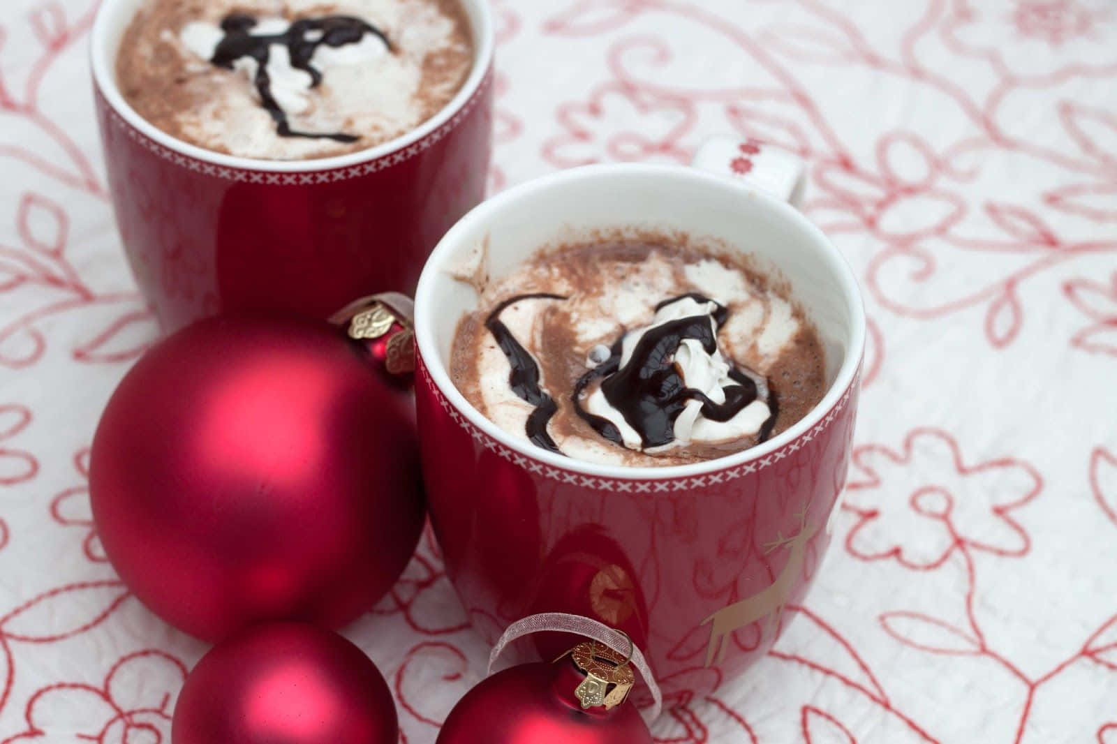 Delicious Hot Chocolate With Marshmallows Wallpaper