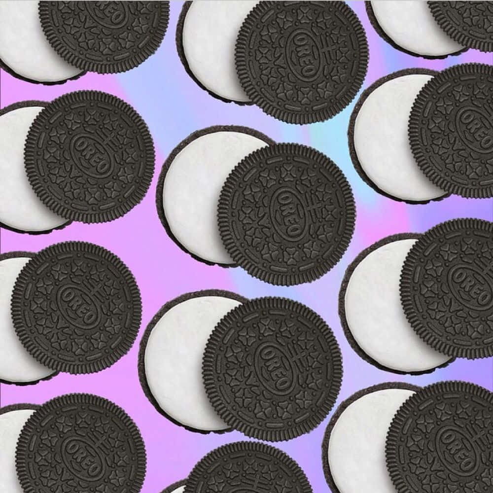 “deliciously Dunkable Oreo Cookies” Wallpaper