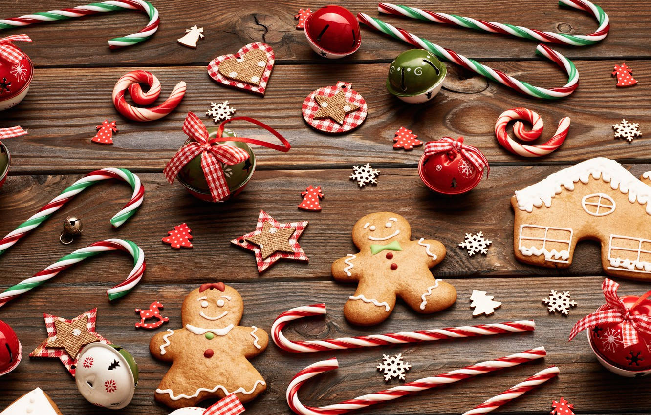 Delightful Christmas Cookies For Kids Wallpaper