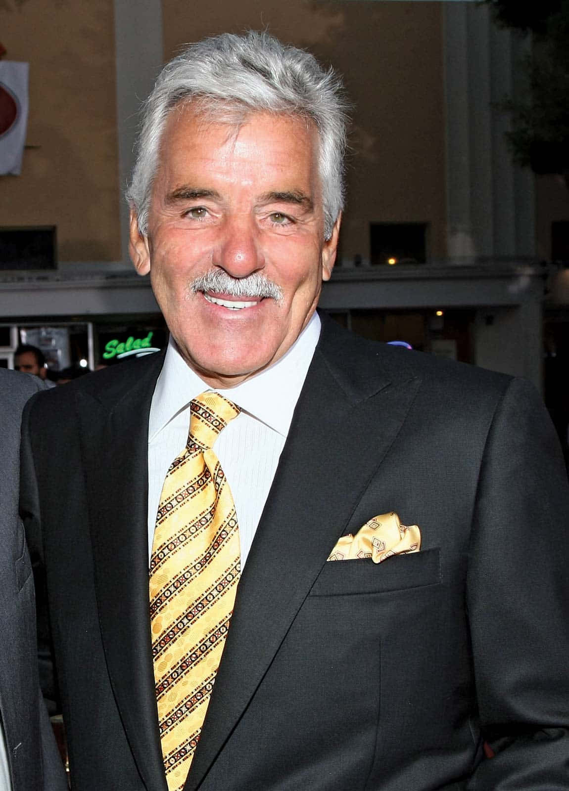 Dennis Farina Posing For A Portrait Wallpaper