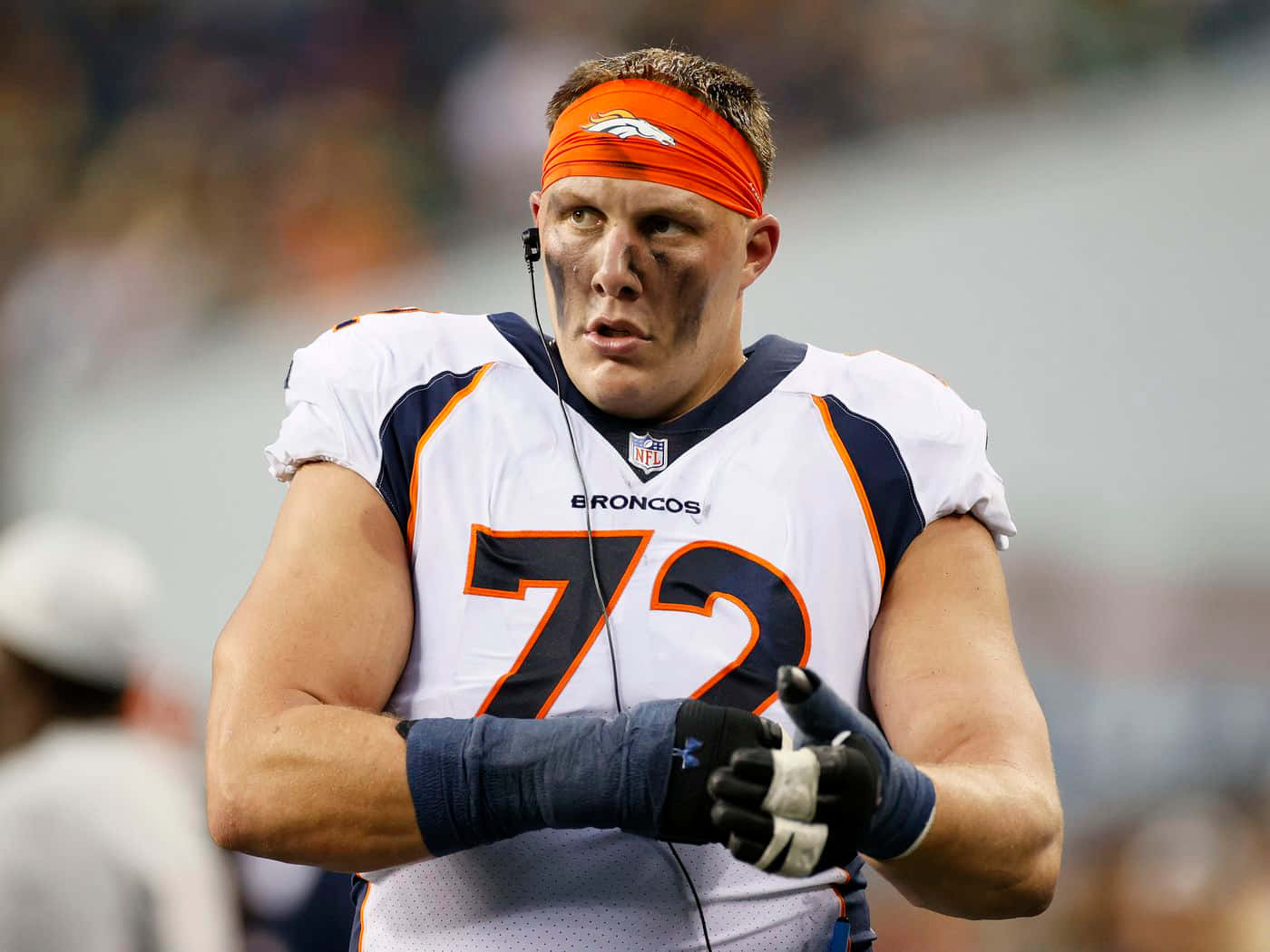 Denver Broncos Garett Bolles With Earphone Wallpaper