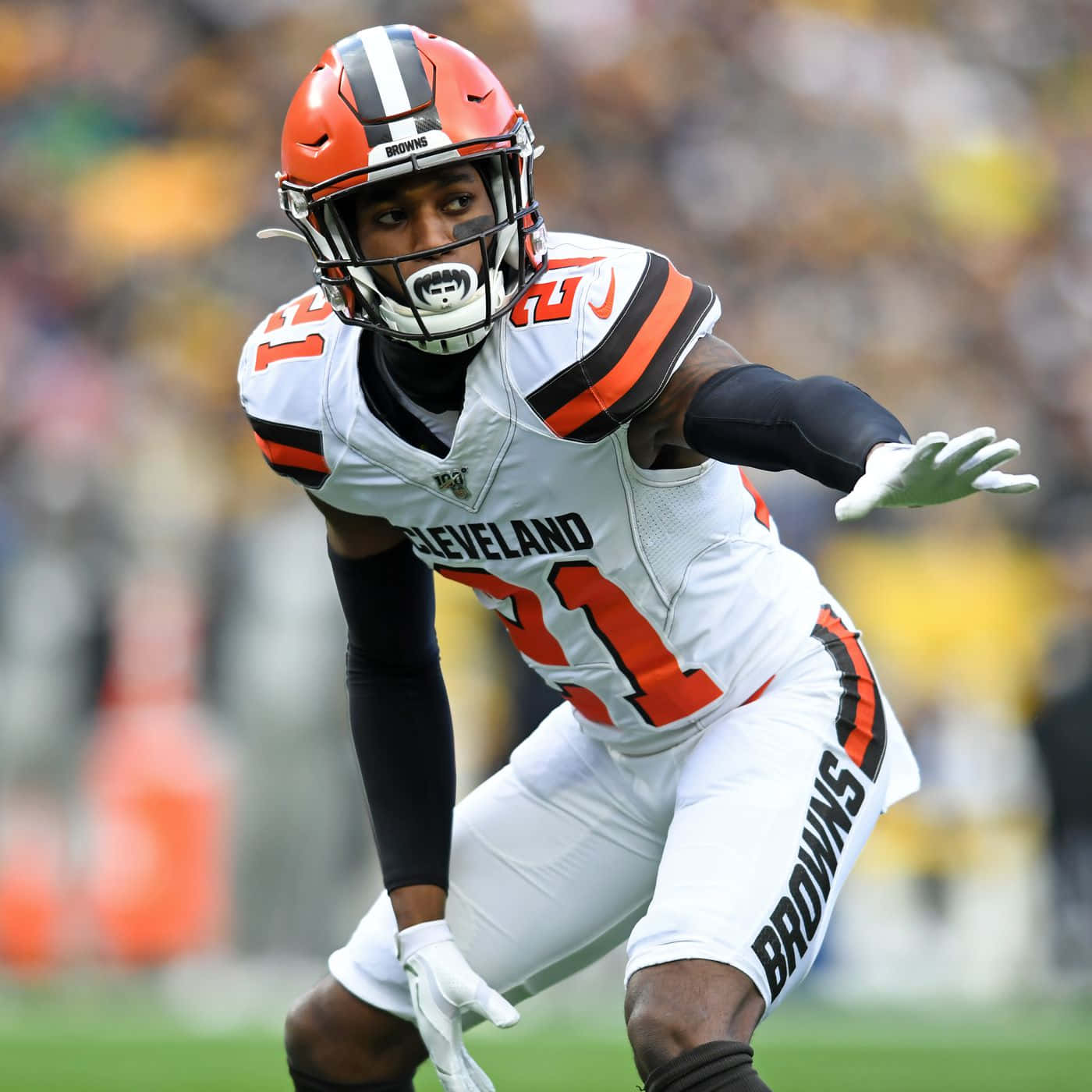 Denzel Ward Cleveland Browns Vs. Pittsburgh Steelers Wallpaper