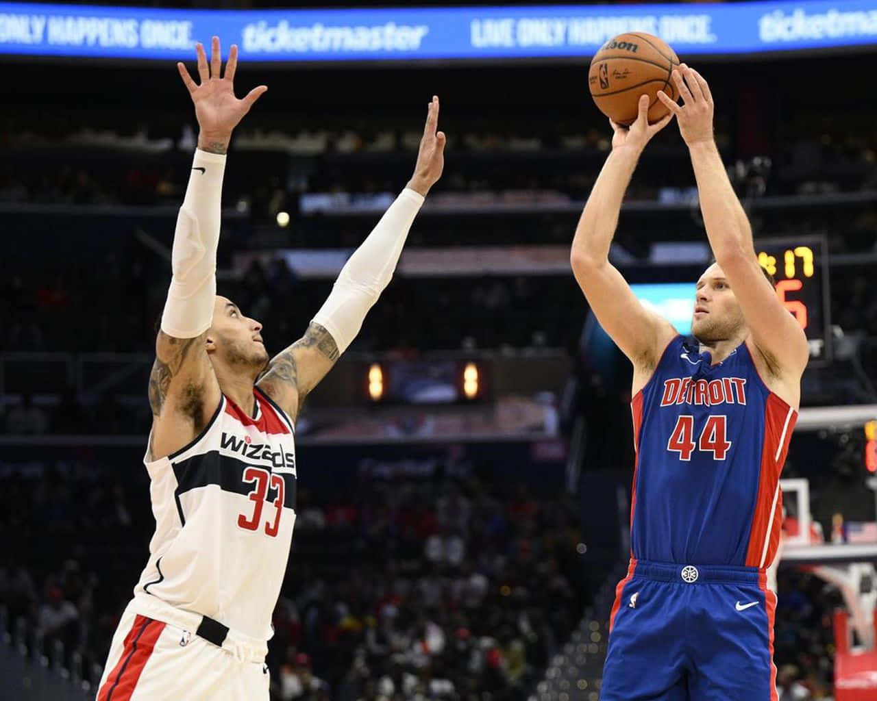 Detroit Pistons Bojan Bogdanovic Block Wallpaper