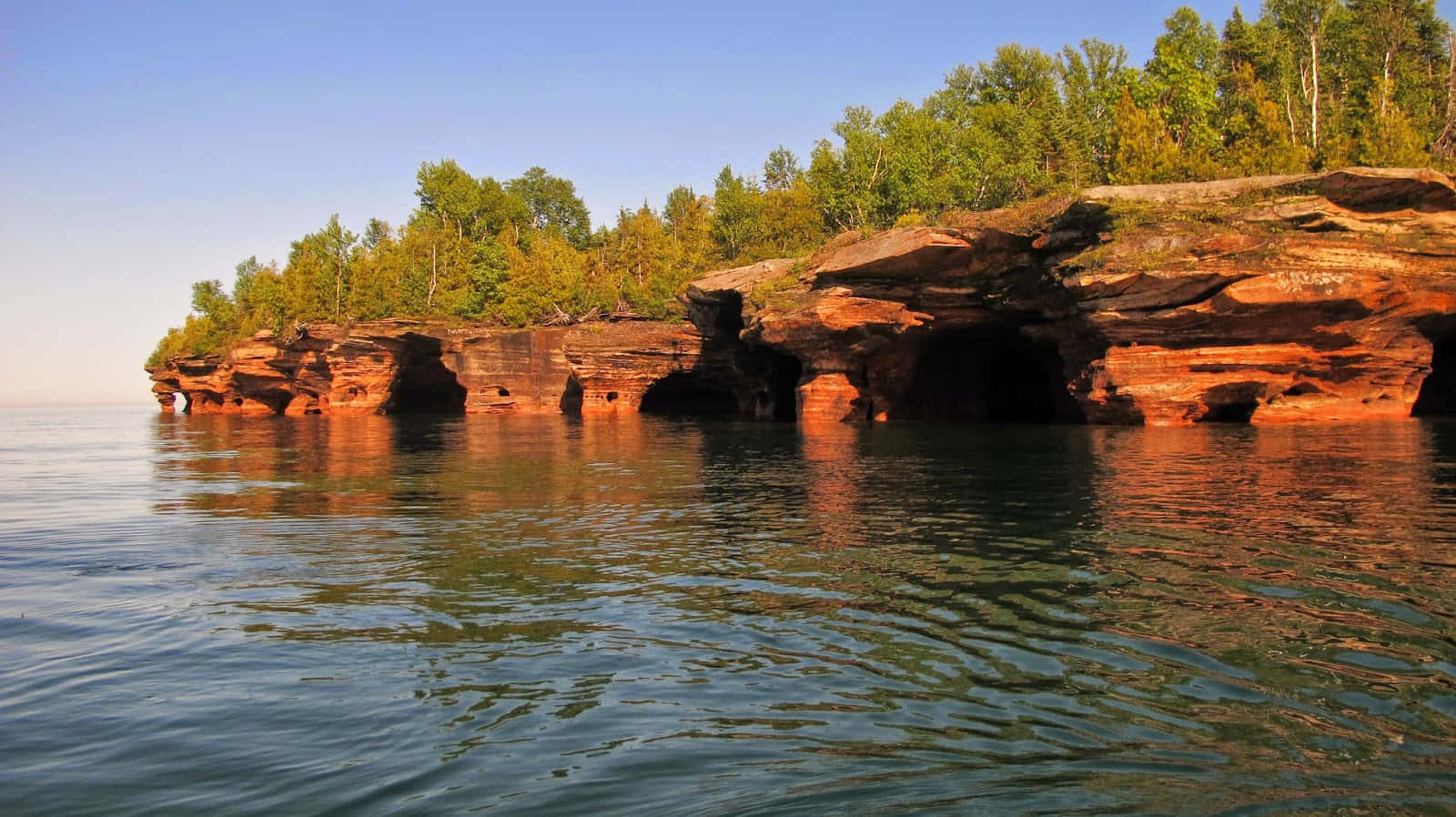 Devils Island Sea Caves Wisconsin Wallpaper