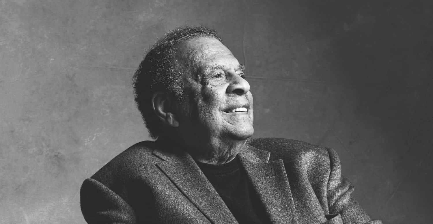 Distinguished Portrait Of Andrew Young Wallpaper