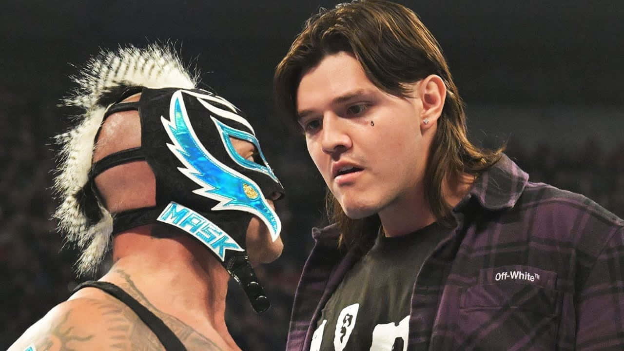 Dominik Mysterioand Rey Mysterio Faceto Face Wallpaper