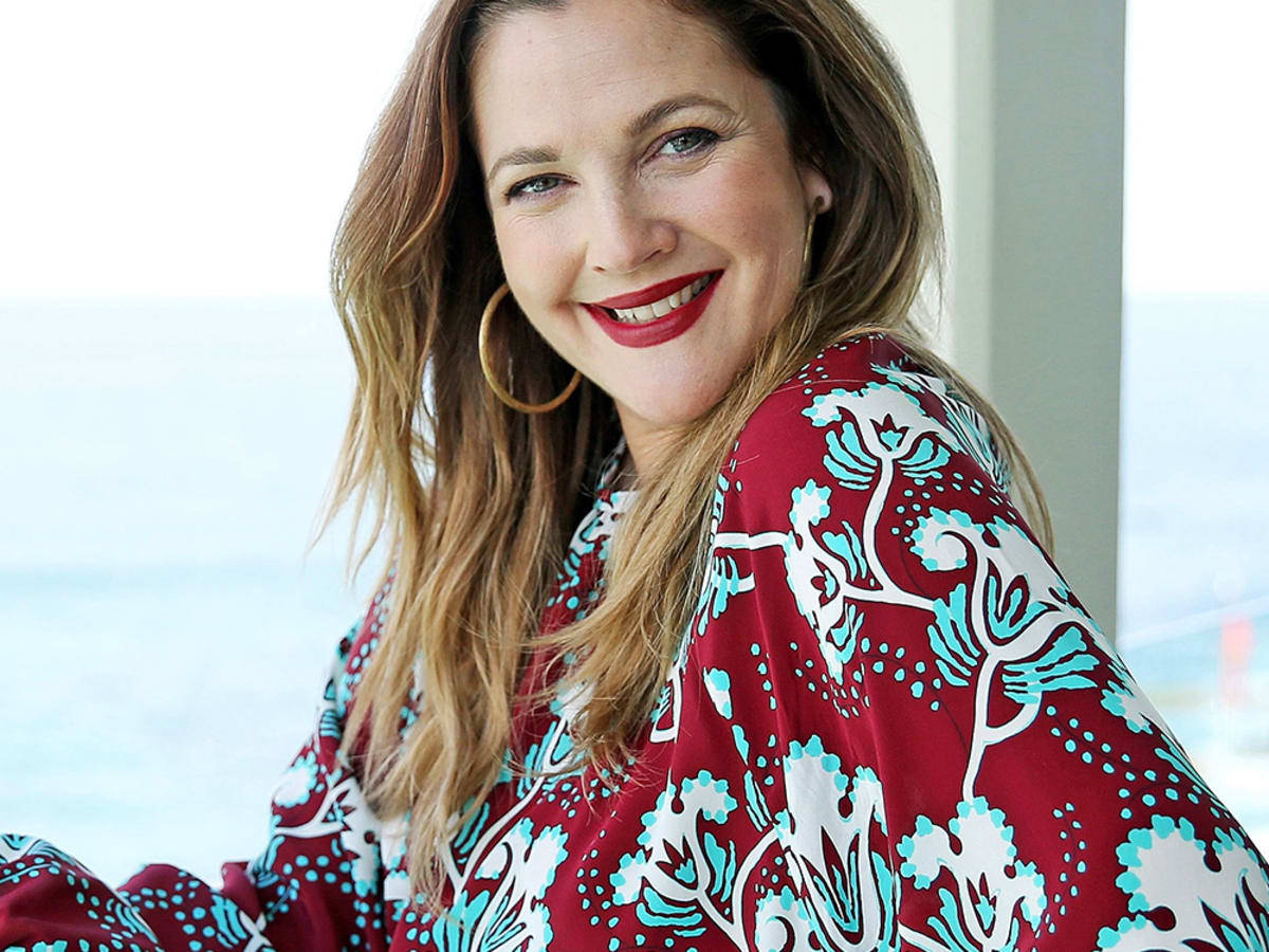 Drew Barrymore Fresh Look Wallpaper