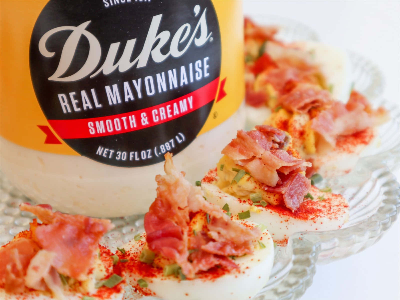 Dukes Mayonnaiseand Deviled Eggswith Bacon Wallpaper