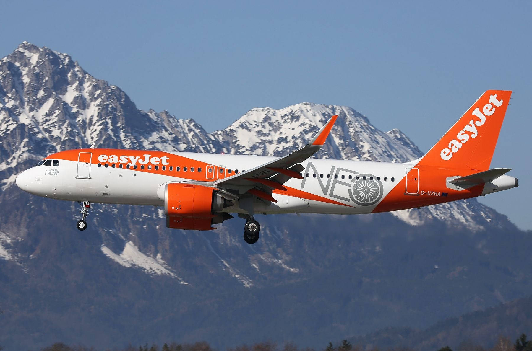 Easyjet Snowy Mountains Wallpaper