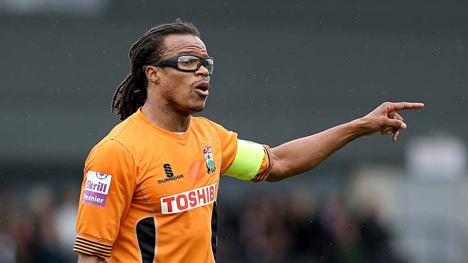 Edgar Davids Fc Barcelona Midfielder Wallpaper