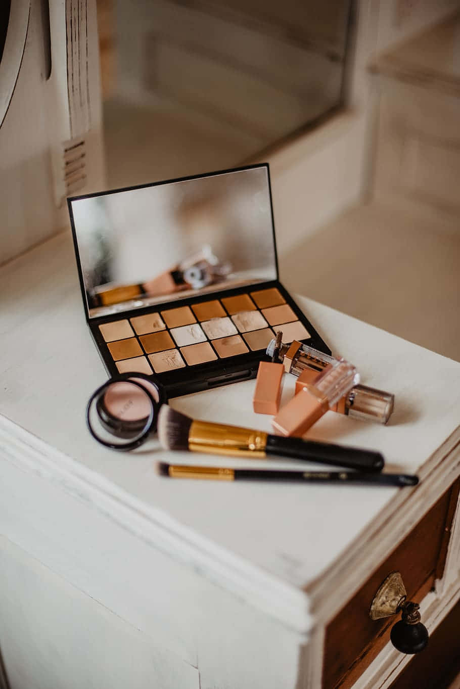 Elegant Makeup Setupon Vanity Wallpaper