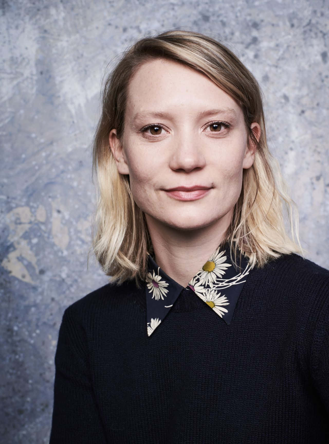 Elegant Mia Wasikowska In A Stunning Photoshoot Wallpaper