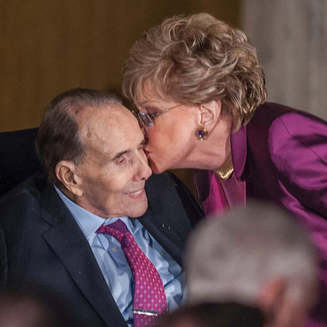 Elizabeth Dole Kissing Bob Wallpaper