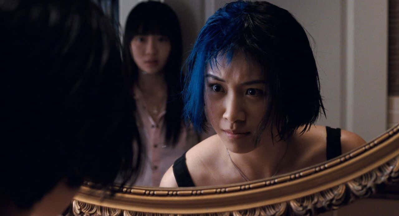 Ellen Wong Blue Hair Mirror Reflection Wallpaper