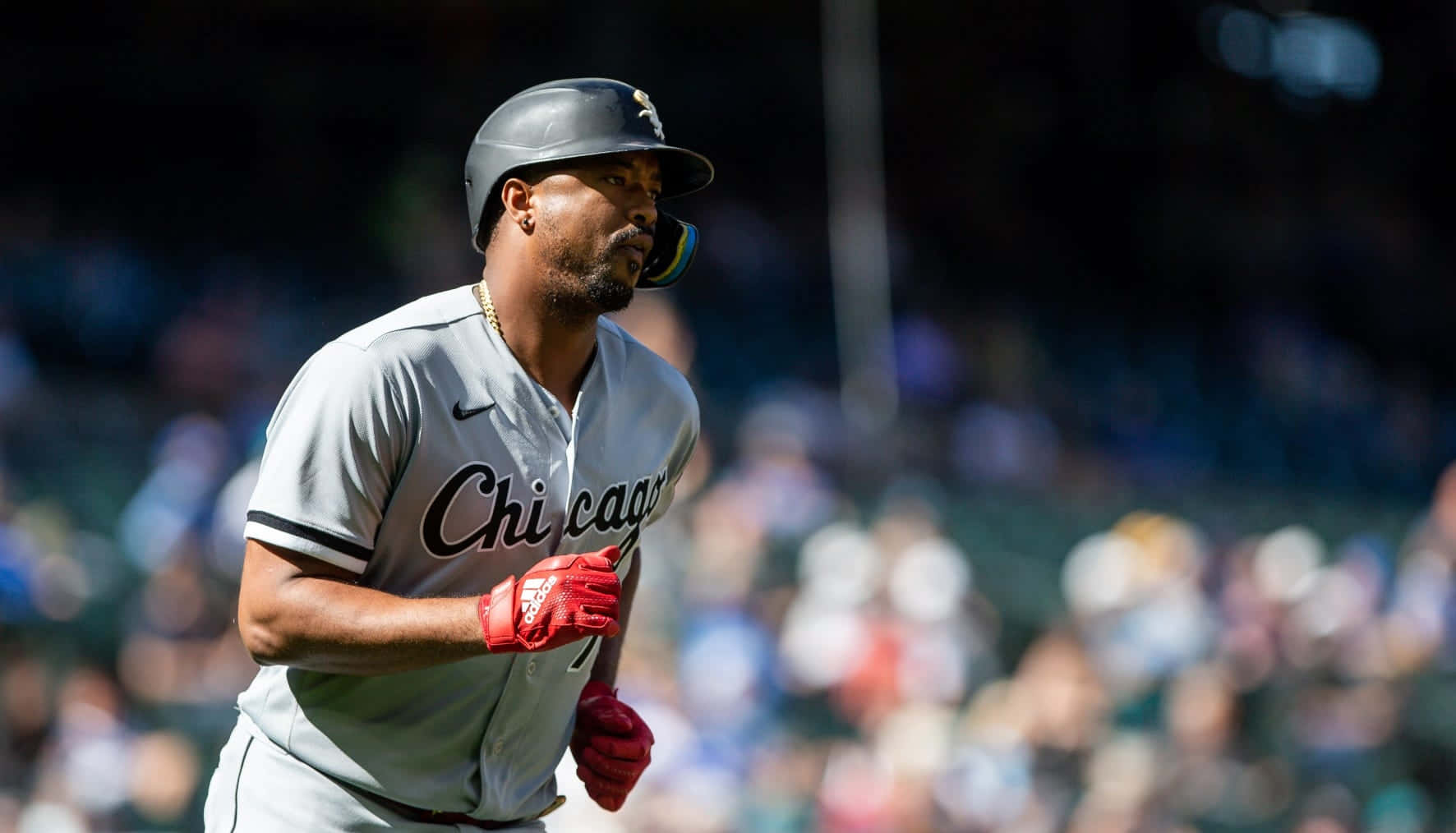 Eloy Jimenez Chicago Baseball Player Action Shot Wallpaper