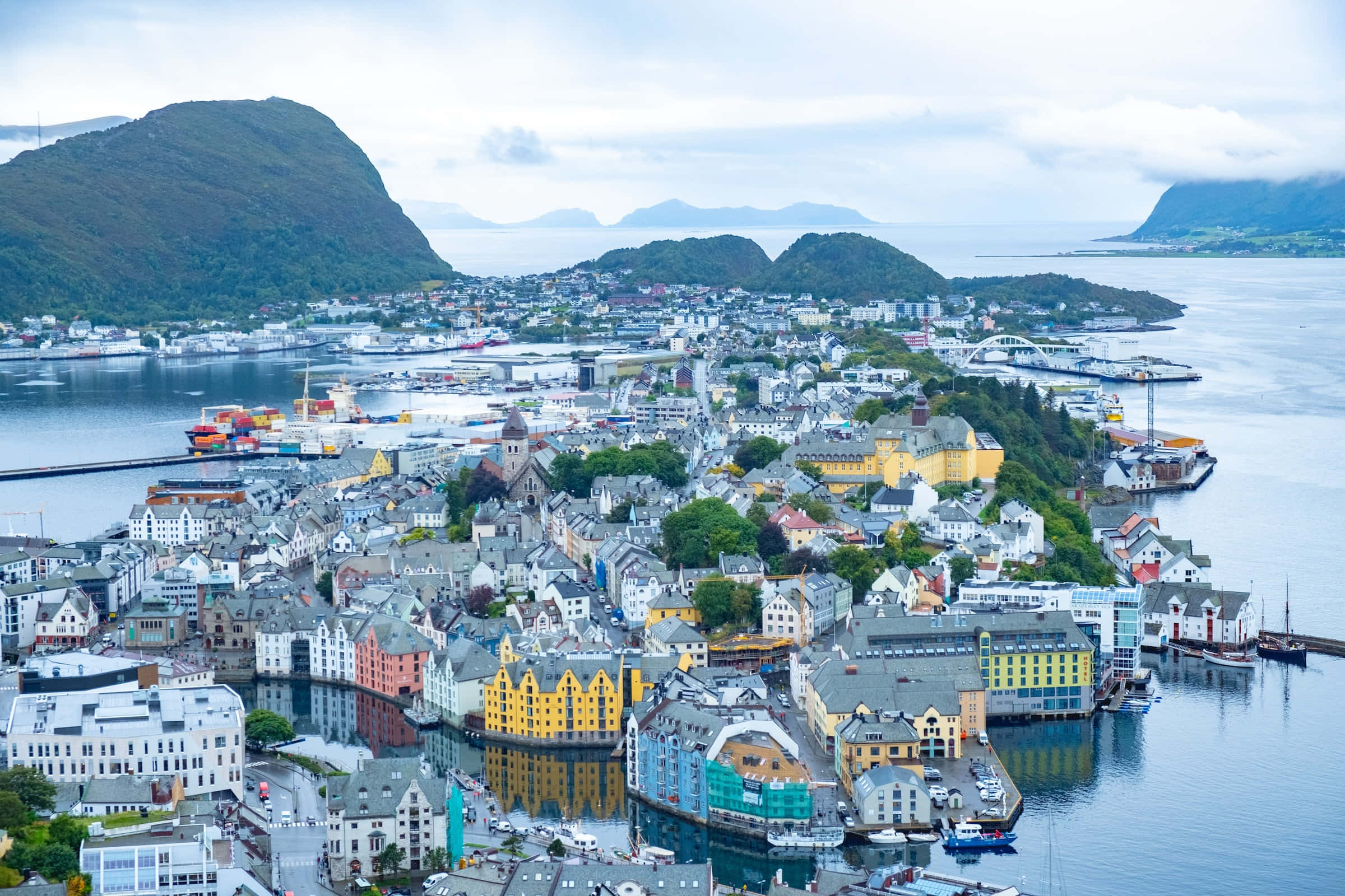 Enchanting Panorama Of Ålesund, Norway Wallpaper