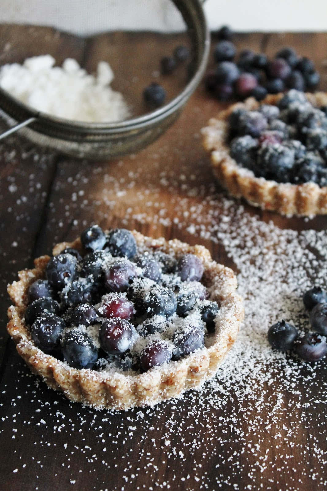 Enjoy A Refreshing Taste Of Summer With This Delicious Blueberry Tart! Wallpaper