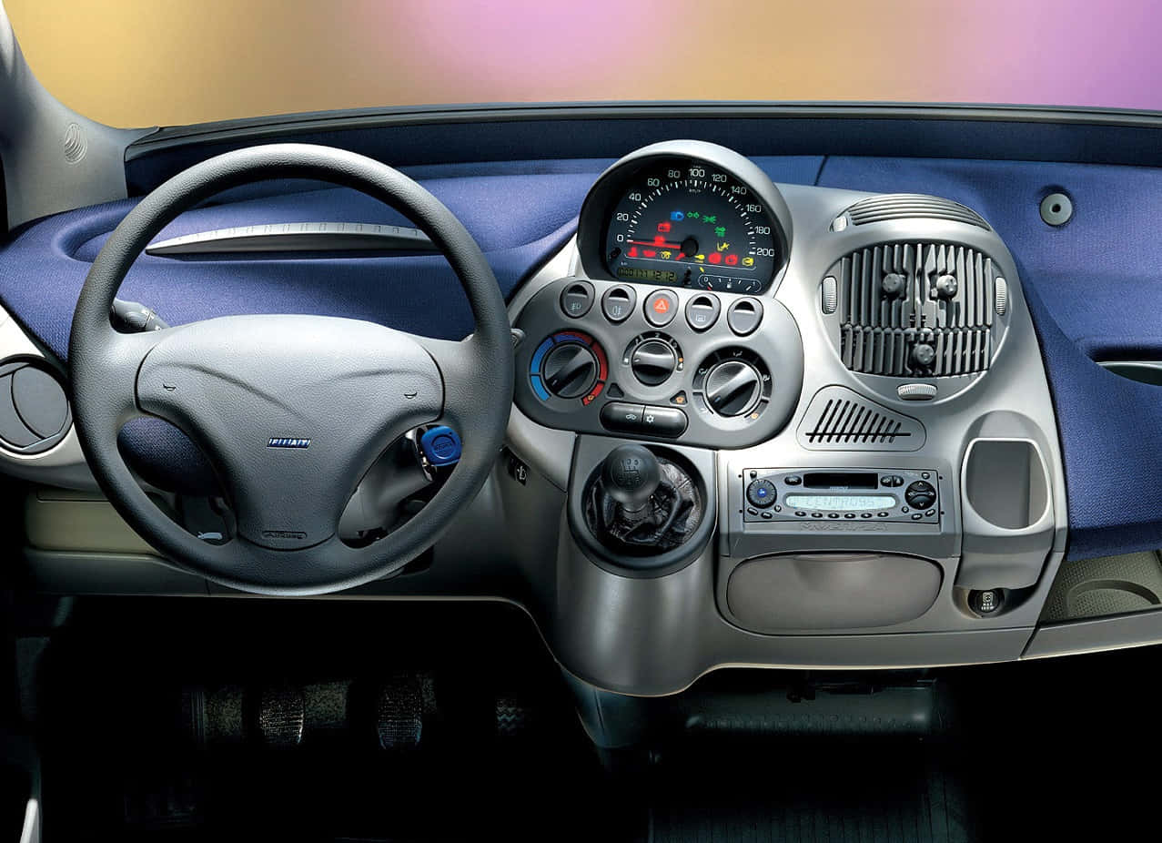 Enjoy An Adventurous Ride In A Fiat Multipla Wallpaper