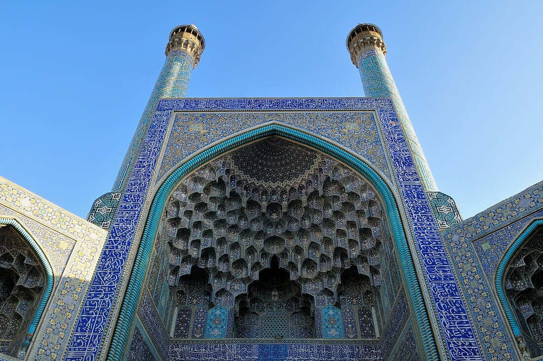 Entrance Gate Of Shah Mosque Wallpaper